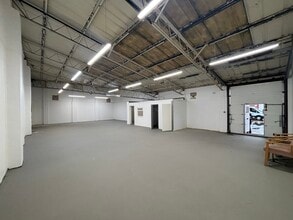 Westbury Clos, Dunstable to rent Interior Photo- Image 1 of 2