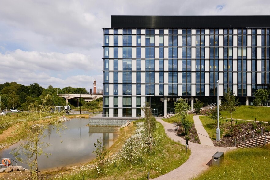 Aston Webb Blvd, Birmingham to rent - Building Photo - Image 2 of 13