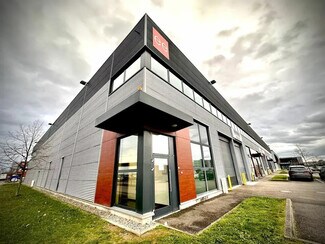 More details for Office, Light Industrial to Rent