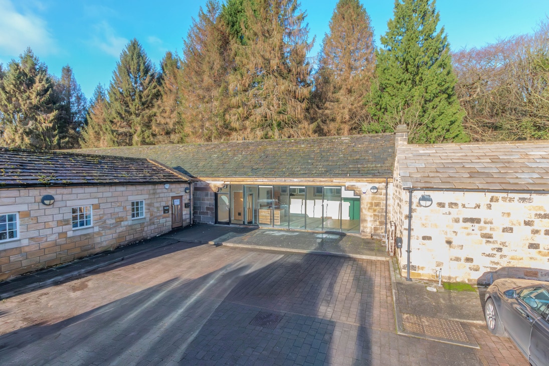 The Avenue, Shipley to rent Building Photo- Image 1 of 7
