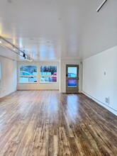 10522 Lake City Way NE, Seattle, WA for rent Interior Photo- Image 2 of 8