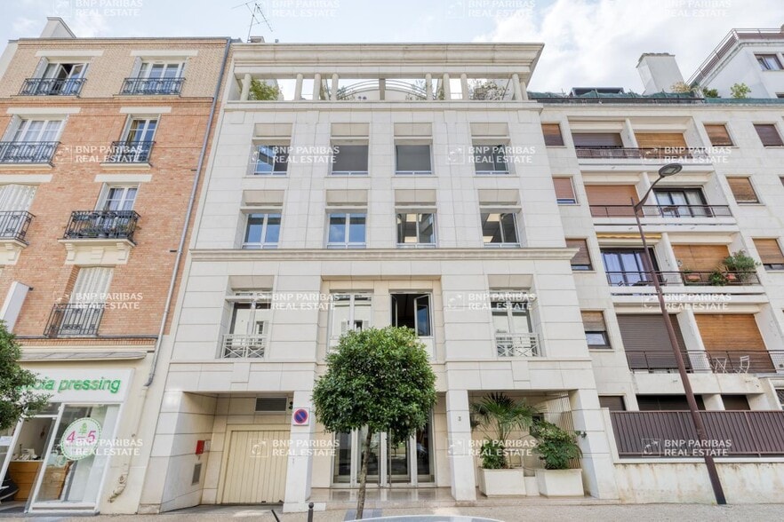 3 Rue Charcot, Neuilly-sur-Seine to rent - Building Photo - Image 2 of 21