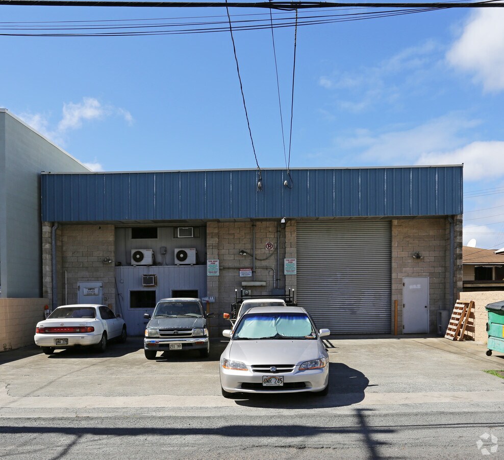 1815 Hau St, Honolulu, HI 96819 - USA