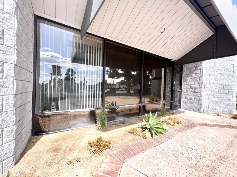 1200-1242 N San Dimas Canyon Rd, San Dimas, CA for rent - Building Photo - Image 3 of 10