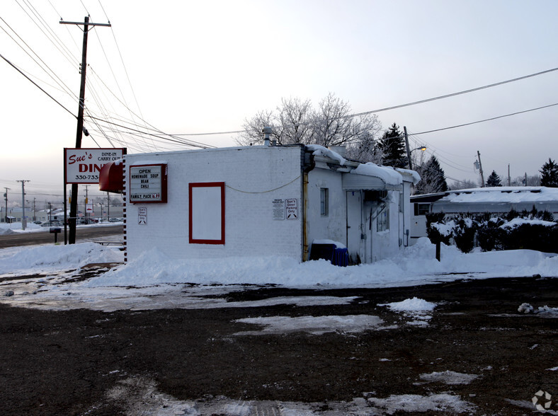 886 S Canton Rd, Akron, OH for sale - Building Photo - Image 2 of 2