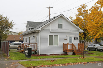 1795 Capitol St NE, Salem, OR for sale Primary Photo- Image 1 of 1