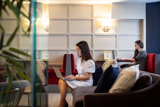 49 Grosvenor St, London to rent Building Photo- Image 2 of 4