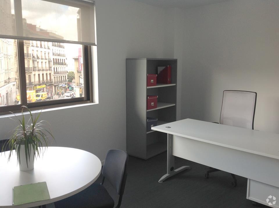 Calle Silva, 2, Madrid, Madrid to rent Interior Photo- Image 1 of 26