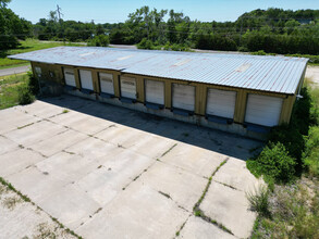 1421 S Washington Ave, Iola, KS for rent Building Photo- Image 1 of 4