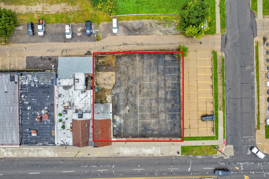 19424 W Warren Ave, Detroit, MI for sale - Building Photo - Image 2 of 47