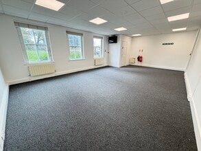 Lower Queen St, Sutton Coldfield to rent Interior Photo- Image 2 of 9