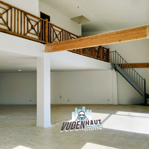 Retail in Plaisance-du-Touch to rent - Interior Photo - Image 2 of 9