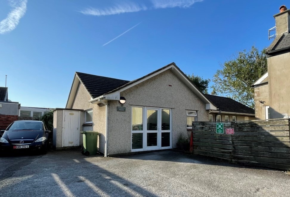 Bridge Rd, Isle Of Man for sale Primary Photo- Image 1 of 1