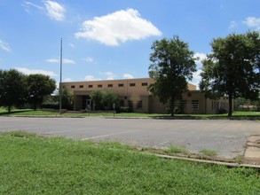 500 E Tyler St, Mexia, TX for sale Primary Photo- Image 1 of 1