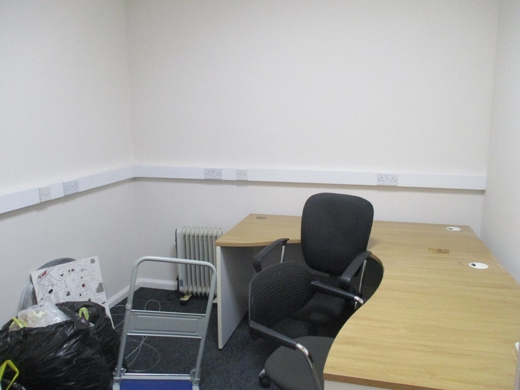 Apex House, Wonastow Rd, Monmouth to rent Interior Photo- Image 1 of 2