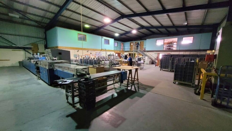 Unit 6 Haweswater Rd, Penrith to rent - Interior Photo - Image 3 of 5