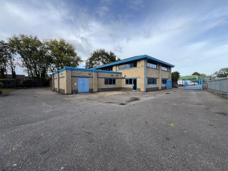 1 Maitland Rd, Needham Market for sale - Building Photo - Image 2 of 6