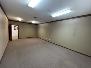 1424 Industrial Way, Gardnerville, NV for rent Interior Photo- Image 1 of 3