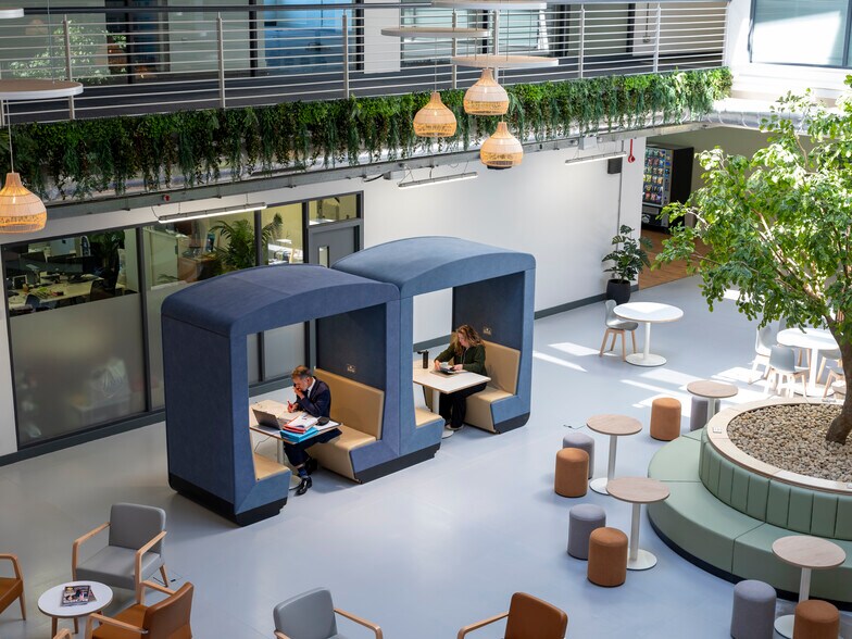 70 Pacific Quay, Glasgow to rent - Building Photo - Image 3 of 27