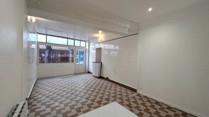 Location Commerce 40 m² - Photo 1