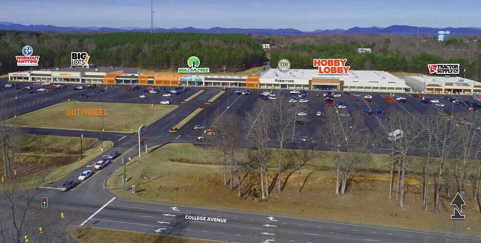 1639 College Ave, Spindale, NC for rent - Building Photo - Image 1 of 8