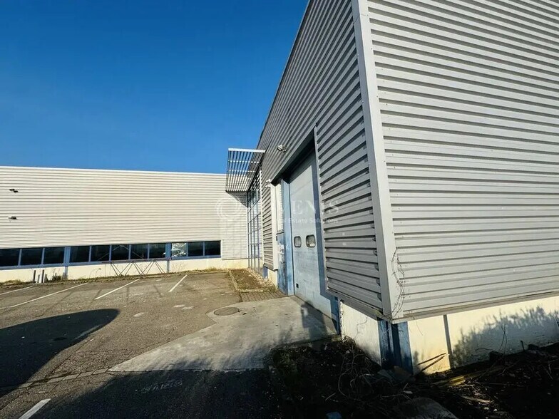Light Industrial in Fegersheim to rent - Building Photo - Image 2 of 5