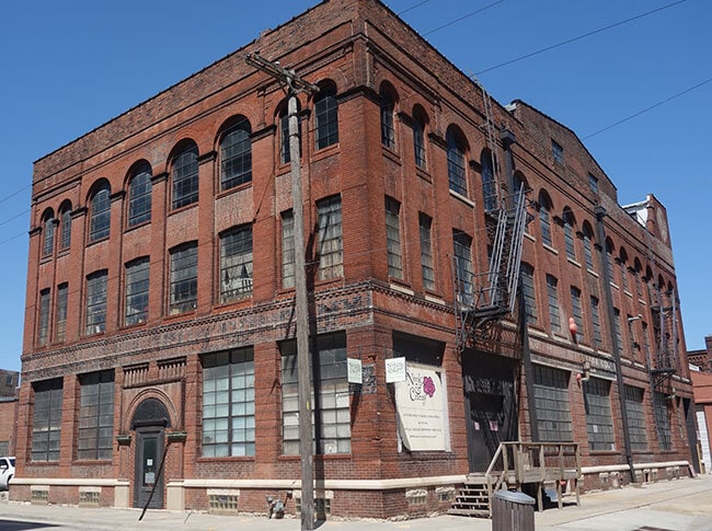 1400 W 13th St, Kansas City, MO to rent Building Photo- Image 1 of 13