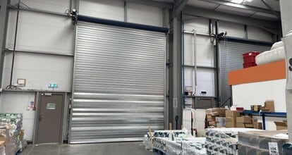 Plover Close, Newport to rent Interior Photo- Image 1 of 3