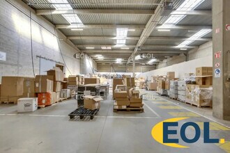 Light Industrial in Goussainville to rent Interior Photo- Image 2 of 12