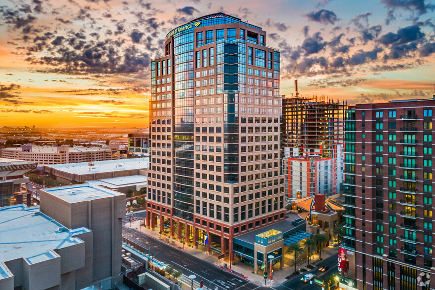 201 E Washington St, Phoenix, AZ for rent - Building Photo - Image 1 of 9