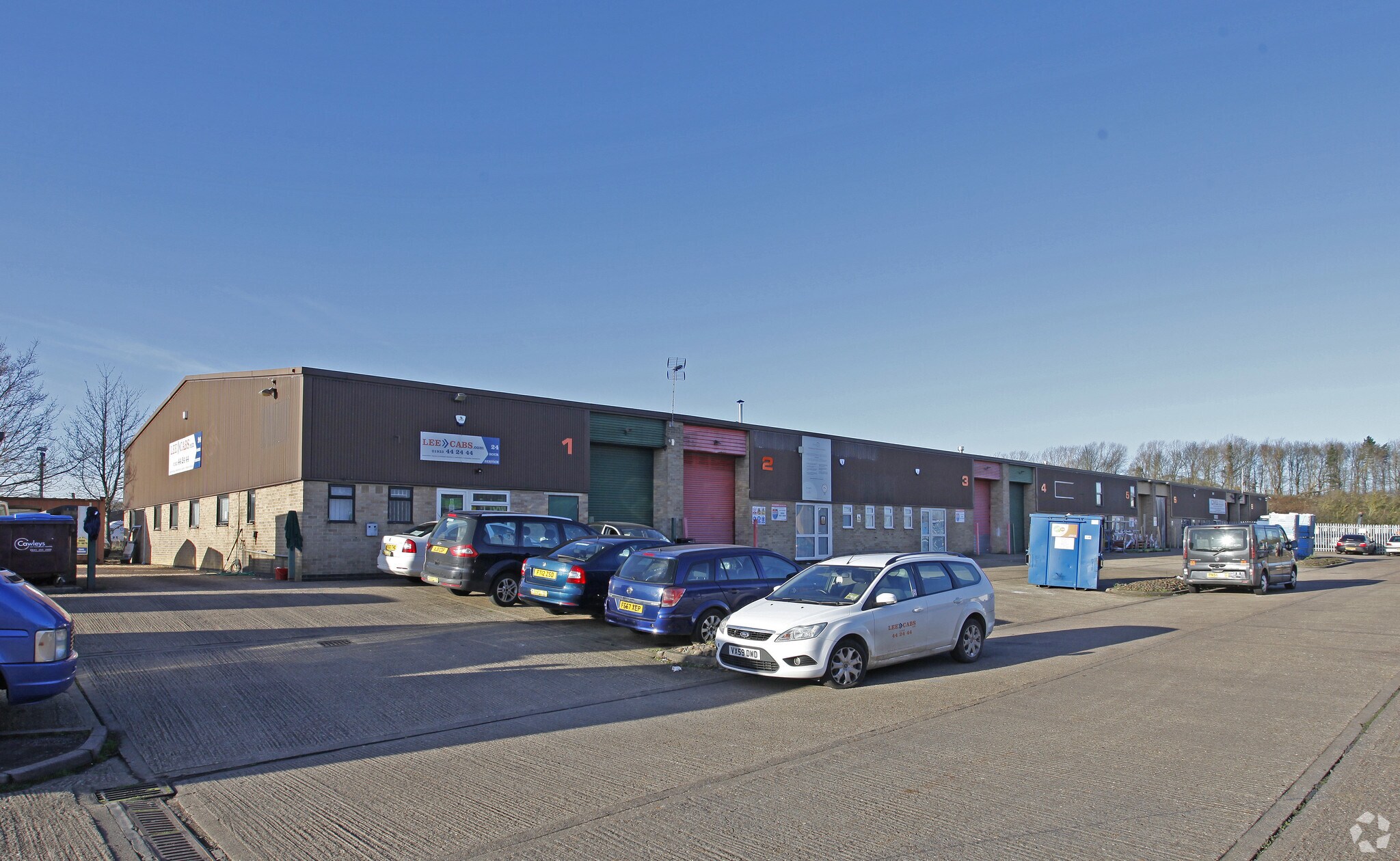 Yeldon Ct, Wellingborough for sale Primary Photo- Image 1 of 1