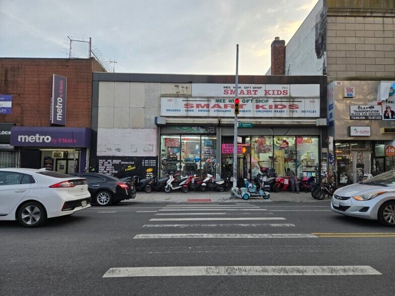 790 E Tremont, Bronx, NY for rent - Building Photo - Image 1 of 11