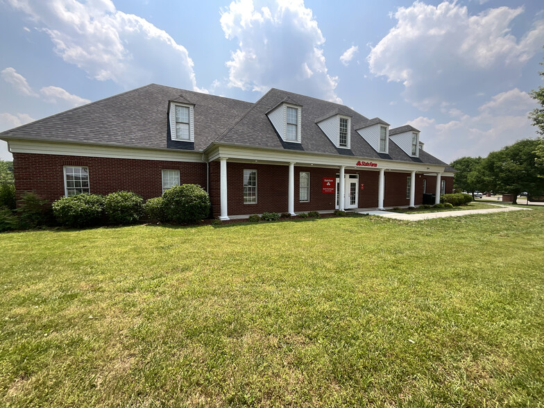 101 Manor Ave, Bardstown, KY for sale - Building Photo - Image 1 of 1