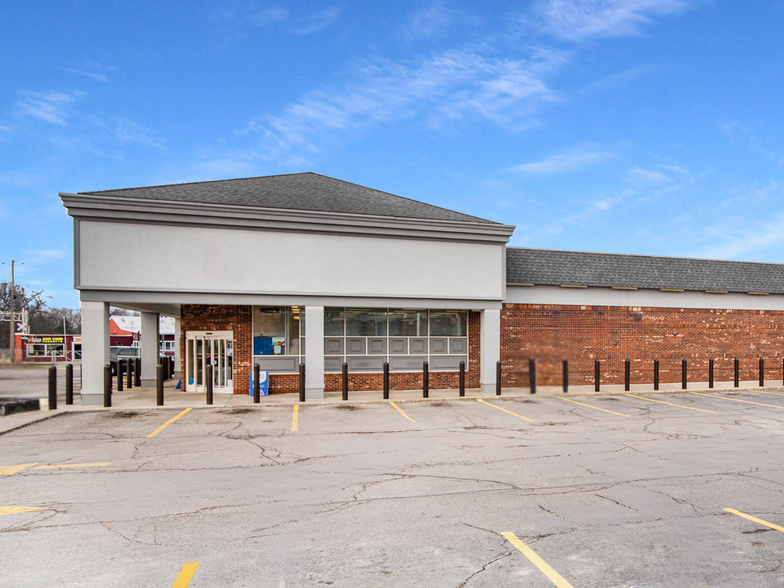 11801 N Saginaw St, Mount Morris, MI for sale - Building Photo - Image 3 of 7