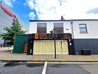 More details for 2-4 Port St, Stockport - Retail for Rent