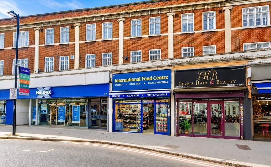 10 De Montfort Rd, London to rent - Building Photo - Image 1 of 14