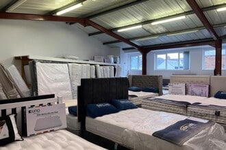 120 High St, Sidmouth to rent Interior Photo- Image 2 of 3