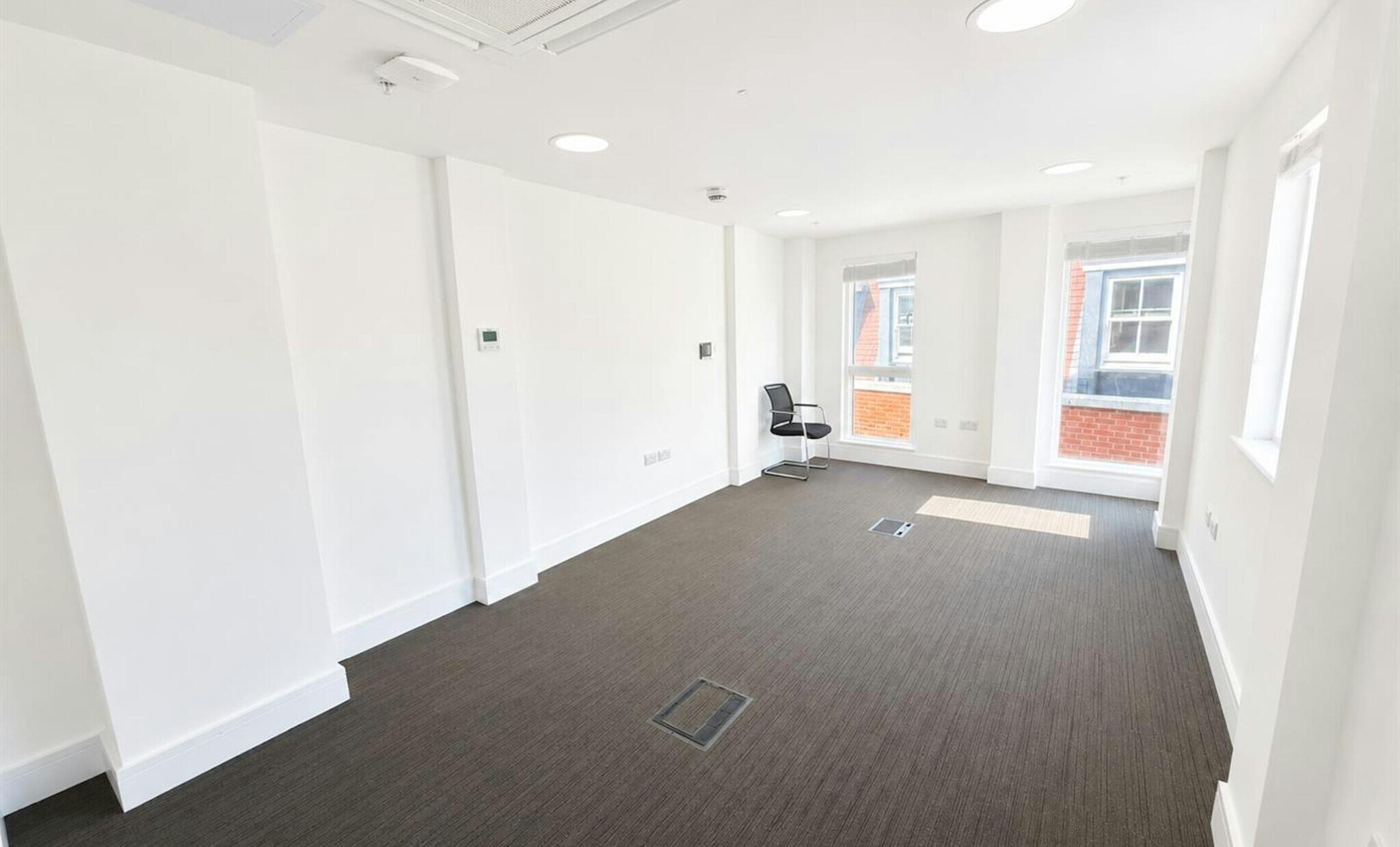 12A-12D Meeting House Ln, Brighton to rent Interior Photo- Image 1 of 6