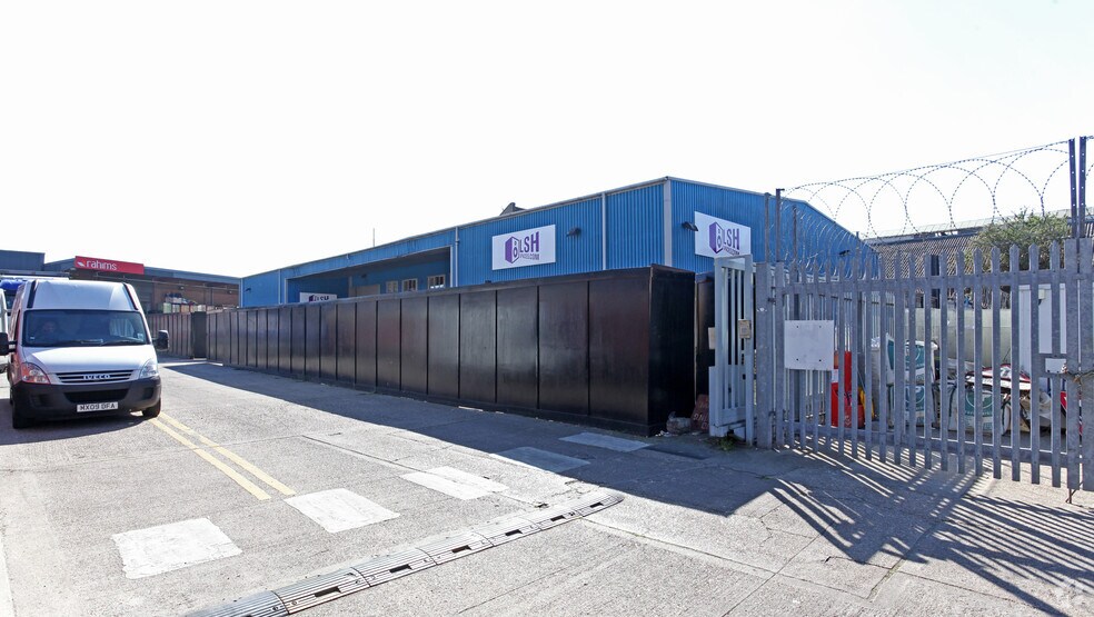 Berkshire Rd, London for sale - Primary Photo - Image 1 of 1