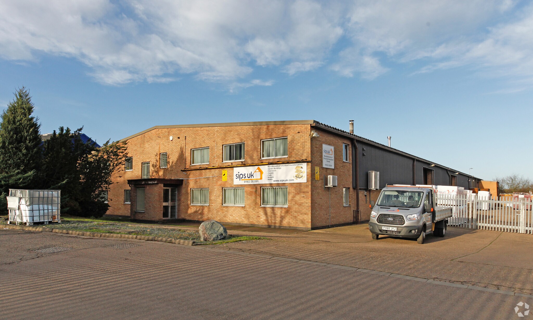 Sanders Lodge Industrial Estate, Rushden for sale Primary Photo- Image 1 of 1