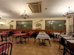 Retail in Lleida, Lérida to rent Interior Photo- Image 2 of 17