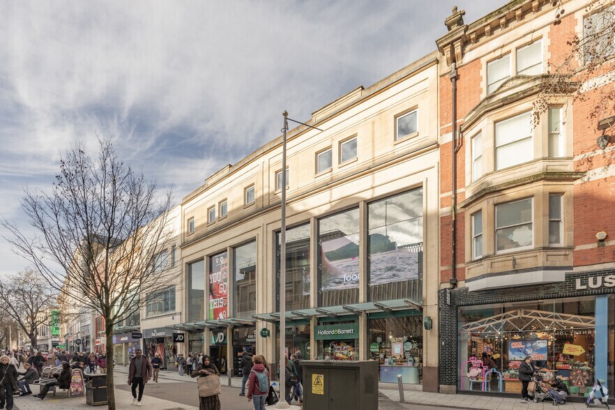 53-57 Queen St, Cardiff to rent - Building Photo - Image 2 of 2