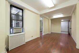 8 S Michigan Ave, Chicago, IL to rent Interior Photo- Image 2 of 4