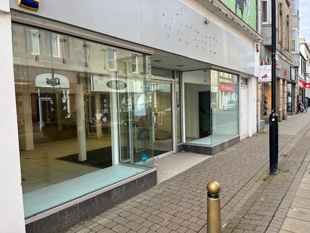 48-50 Channel St, Galashiels to rent - Building Photo - Image 3 of 7