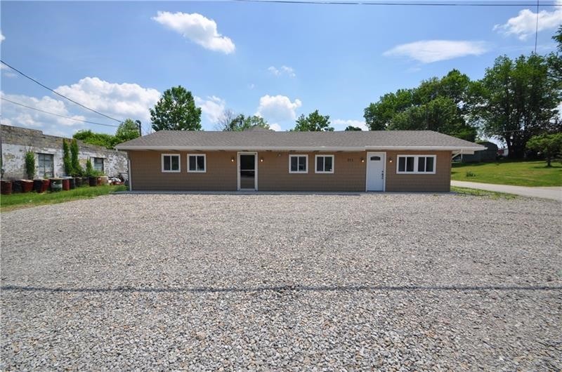 371 Low Hill Rd, Brownsville, PA for sale - Primary Photo - Image 1 of 1