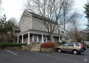 1105 Taylorsville Rd, Washington Crossing, PA for rent Building Photo- Image 1 of 7