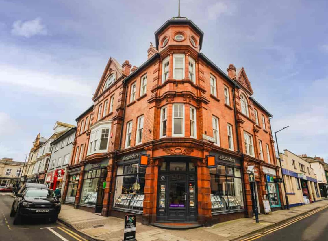 Terrace Rd, Aberystwyth for sale Primary Photo- Image 1 of 5