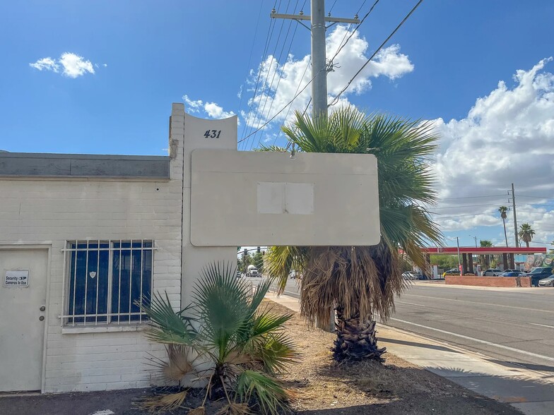 431 N Center St, Mesa, AZ for rent - Building Photo - Image 2 of 3