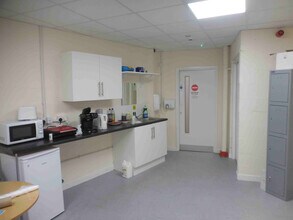 72-78 Murraygate, Dundee to rent Interior Photo- Image 2 of 3