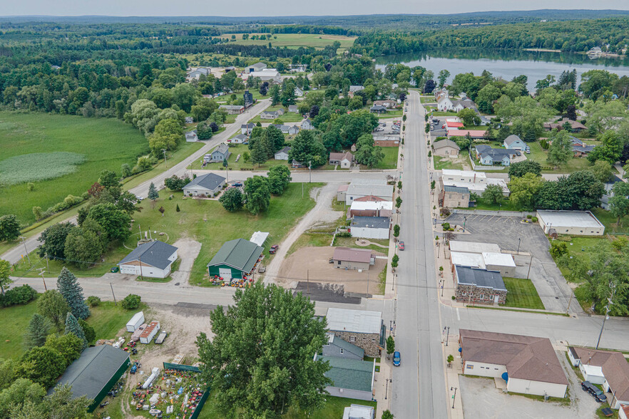 300 S 2nd St, Lincoln, MI for sale - Building Photo - Image 3 of 32